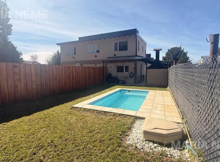Casa · 60m² · 3 Ambientes · 1 Cochera