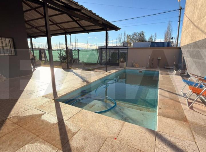Casa · 154m² · 6 Ambientes · 1 Cochera