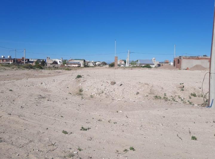 Terreno · 240m²