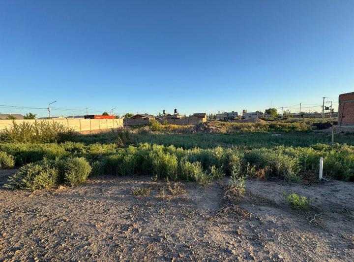 Terreno · 300m²