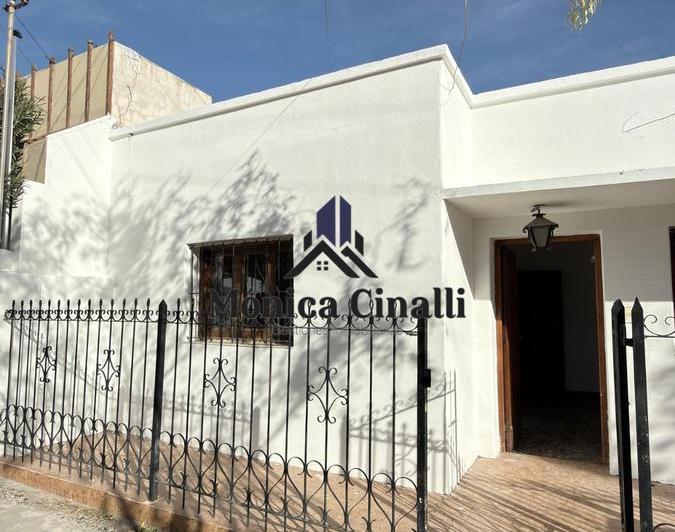 Casa · 92m² · 4 Ambientes · 1 Cochera