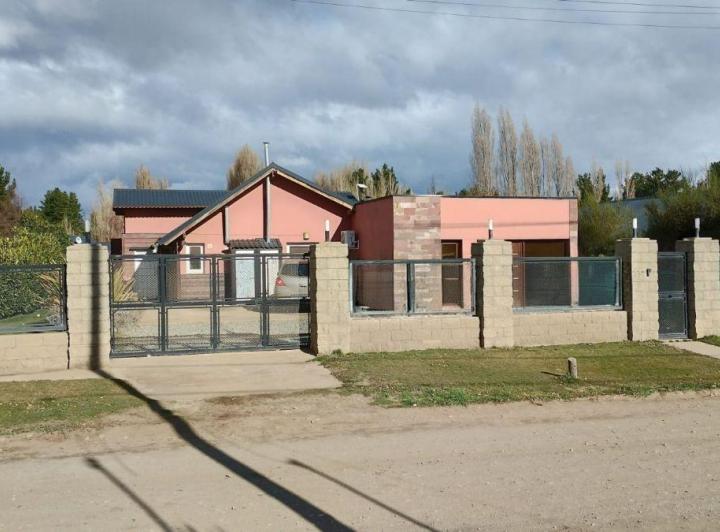 Casa · 218m² · 4 Ambientes