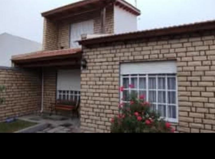 Casa · 161m² · 6 Ambientes · 1 Cochera