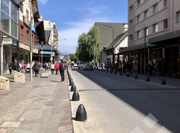 Local comercial · 523m² · 2 Ambientes