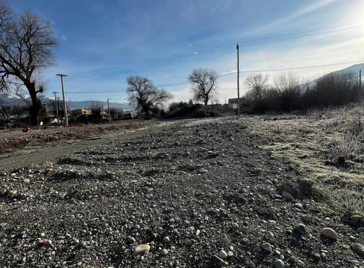 Terreno · 407m²