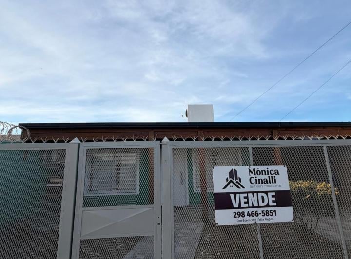 Casa · 72m² · 2 Dormitorios · 1 Cochera