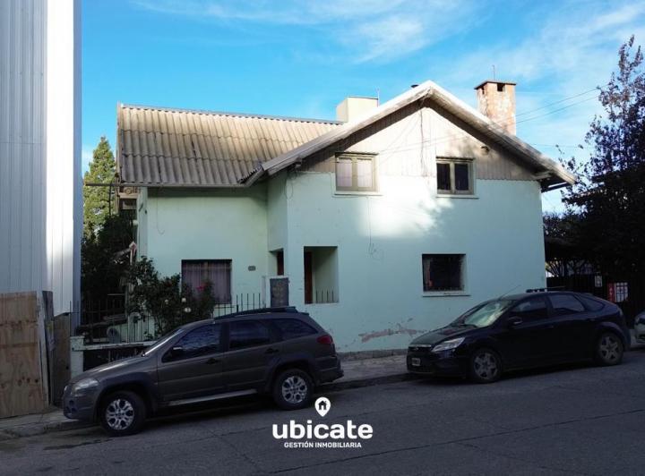 Casa · 289m² · 10 Dormitorios · 1 Cochera