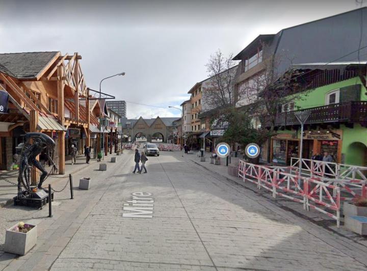 Local comercial · 623m²