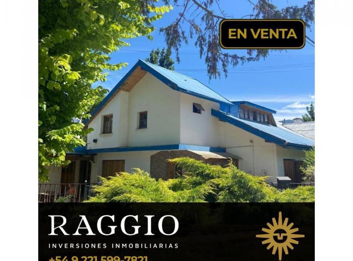 Casa · 240m² · 6 Ambientes