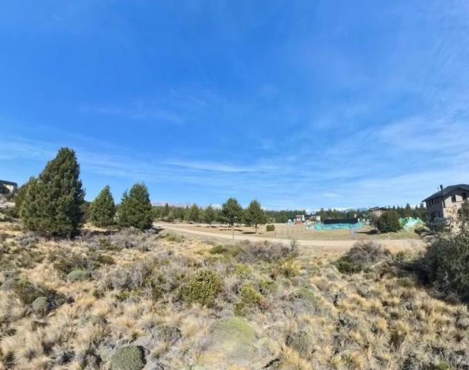 Terreno · 600m²