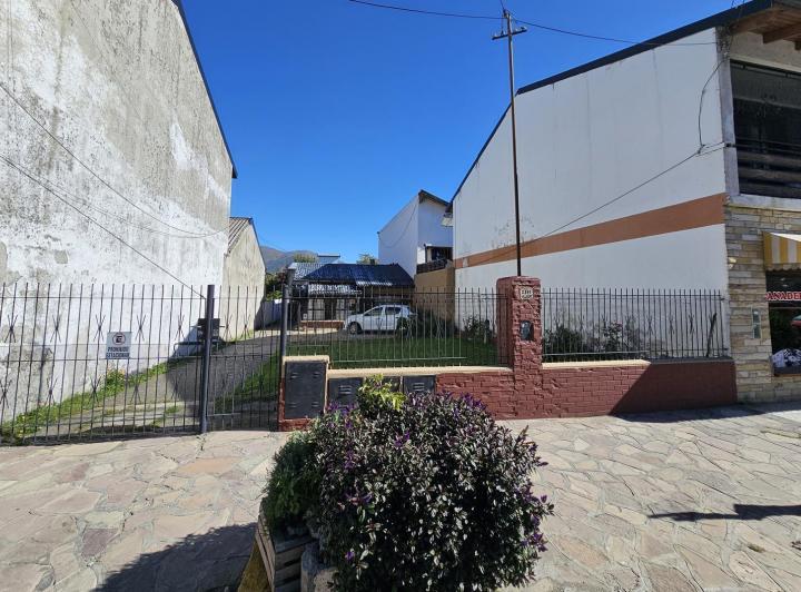 Casa · 230m² · 7 Ambientes