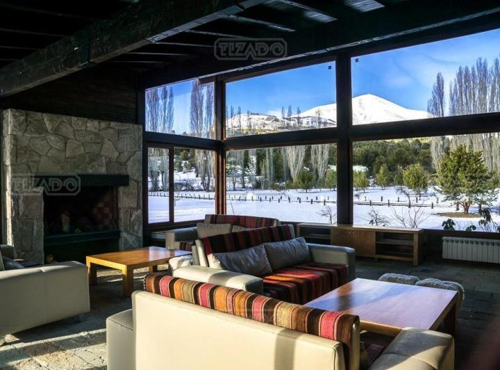 Terreno · 1090m²