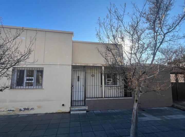 Casa · 77m² · 3 Ambientes · 1 Cochera