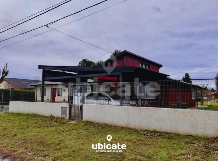 Casa · 145m² · 8 Ambientes · 2 Cocheras