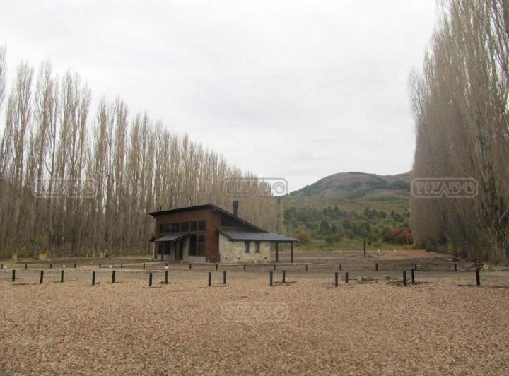 Terreno · 1480m²