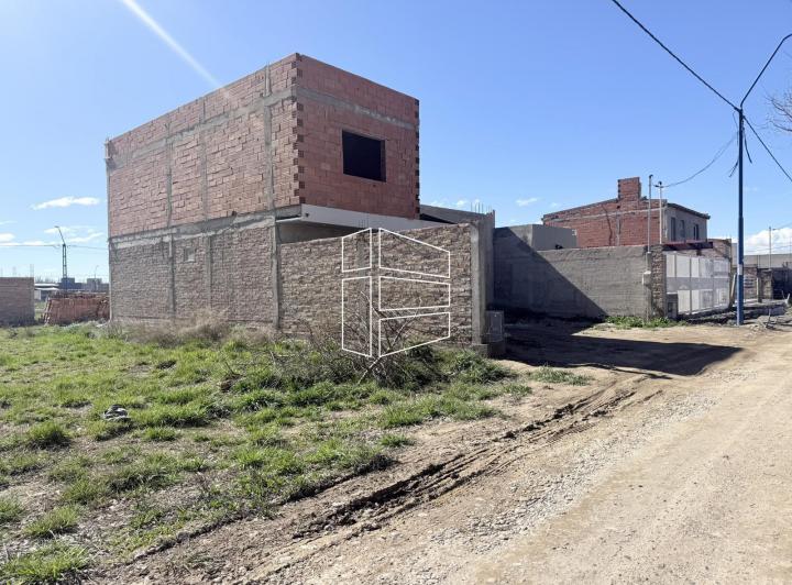 Terreno · 280m²