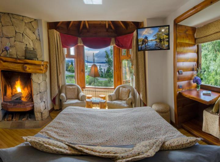 Hotel · 2719m²