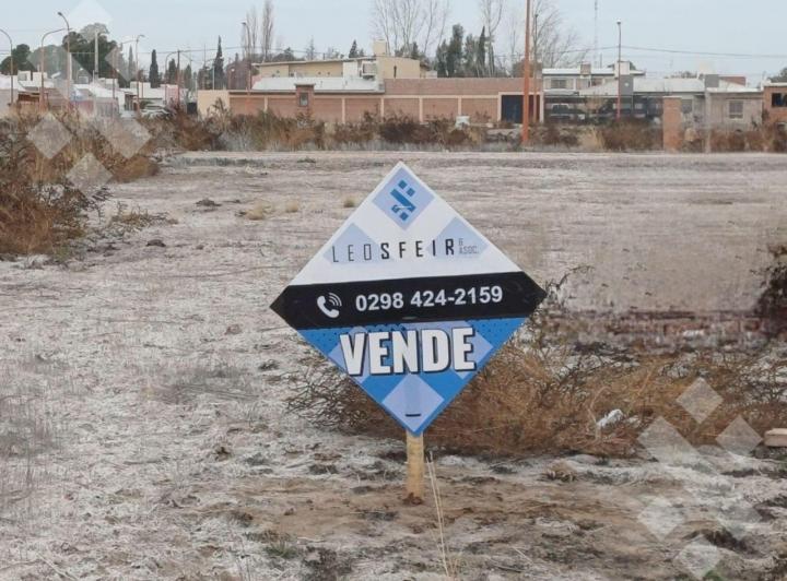 Terreno · 350m²