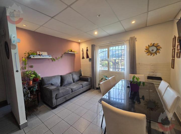 Casa · 91m² · 4 Ambientes · 1 Cochera
