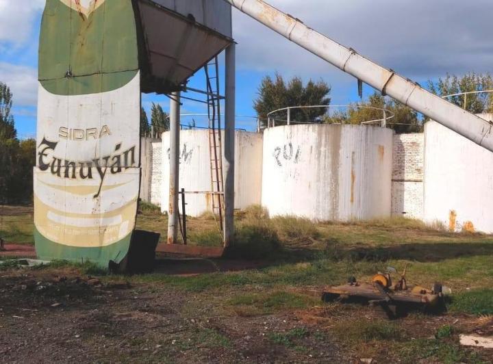 Bodega-Galpón · 2300m²