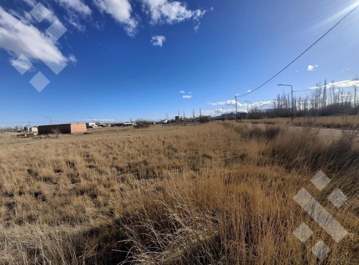 Terreno · 1044m²