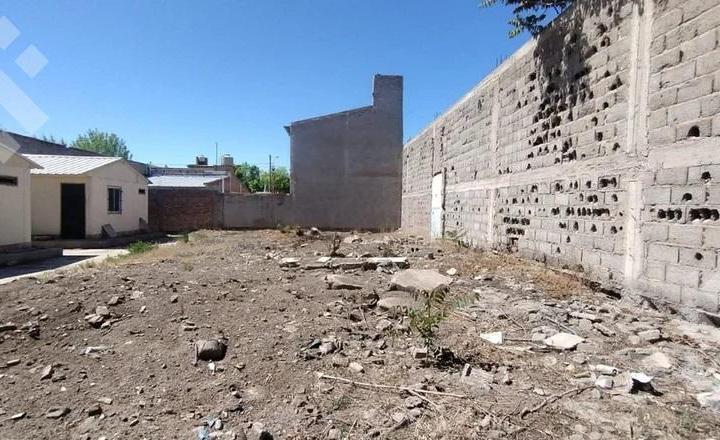 Terreno · 262m²