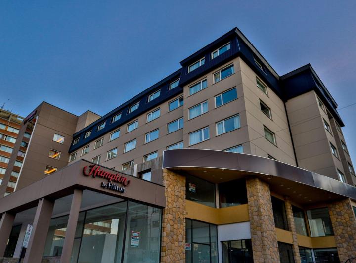 Hotel · 4000m²
