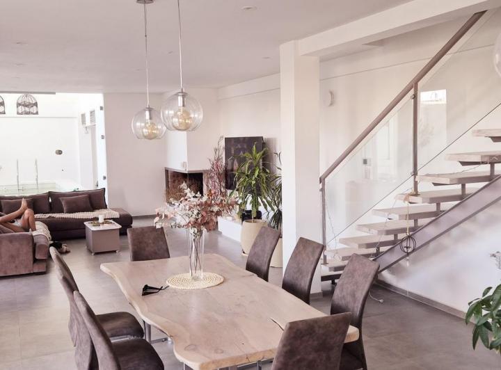 Casa · 258m² · 6 Ambientes