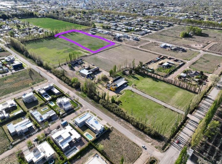 Terreno · 600m²