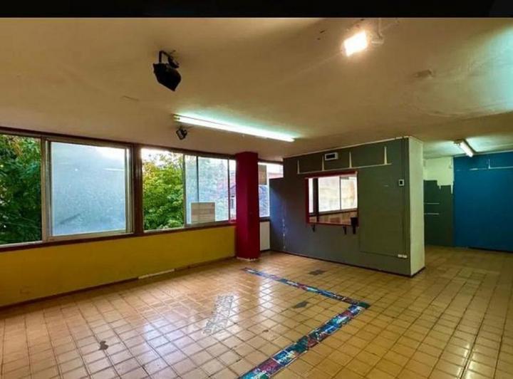 Local comercial · 120m²