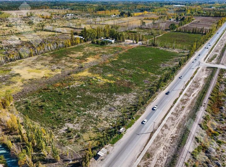 Terreno · 2450m²