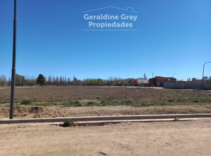 Terreno · 375m²