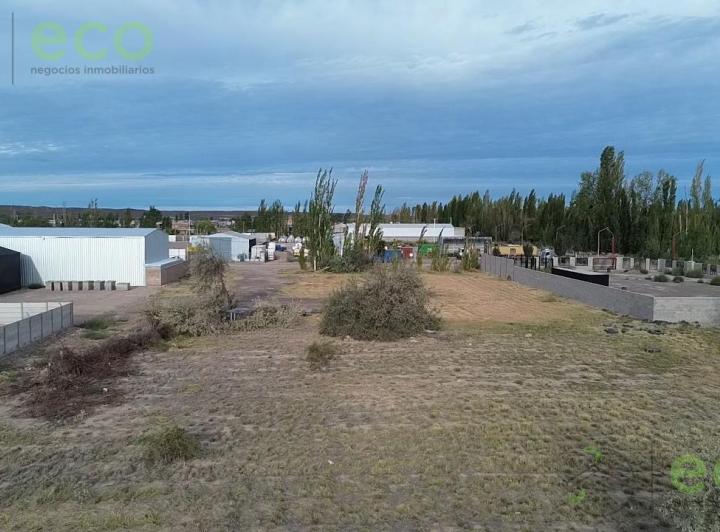 Terreno · 1600m²