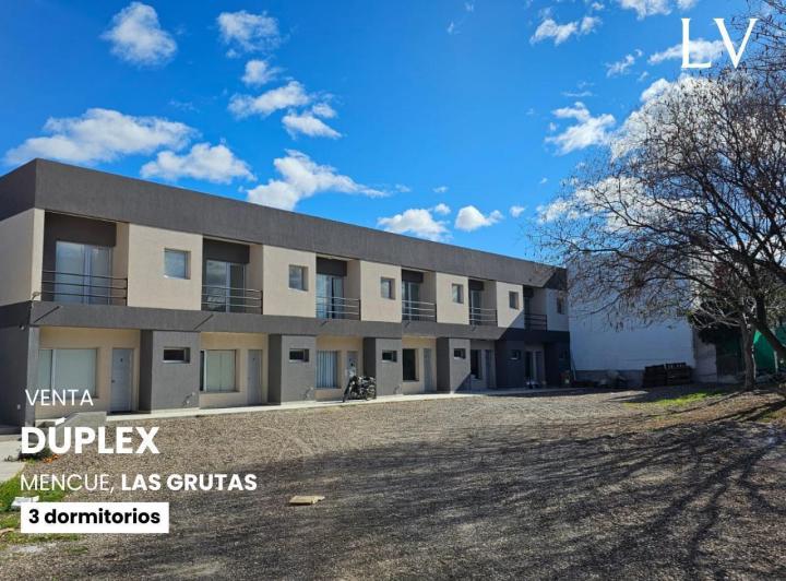 Casa · 98m² · 5 Ambientes · 1 Cochera