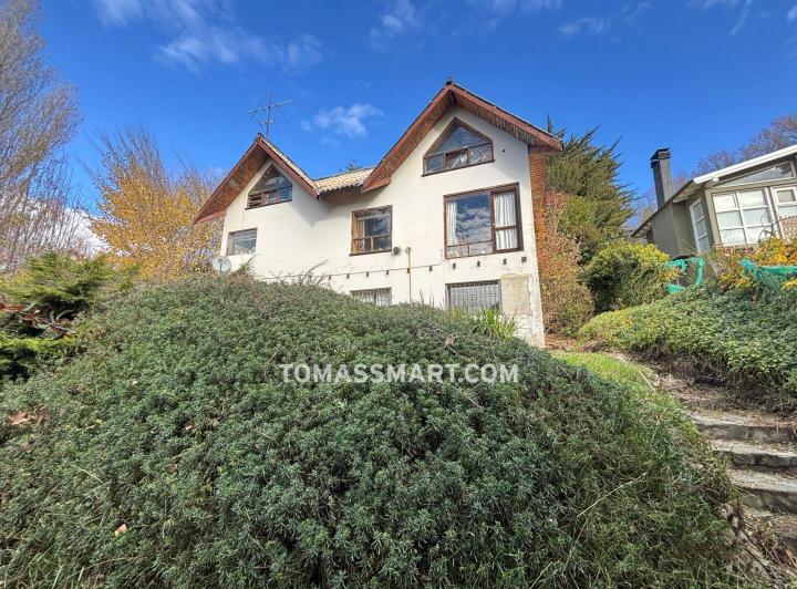 Casa · 160m² · 4 Ambientes · 1 Cochera