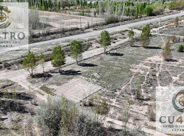 Terreno · 490m²