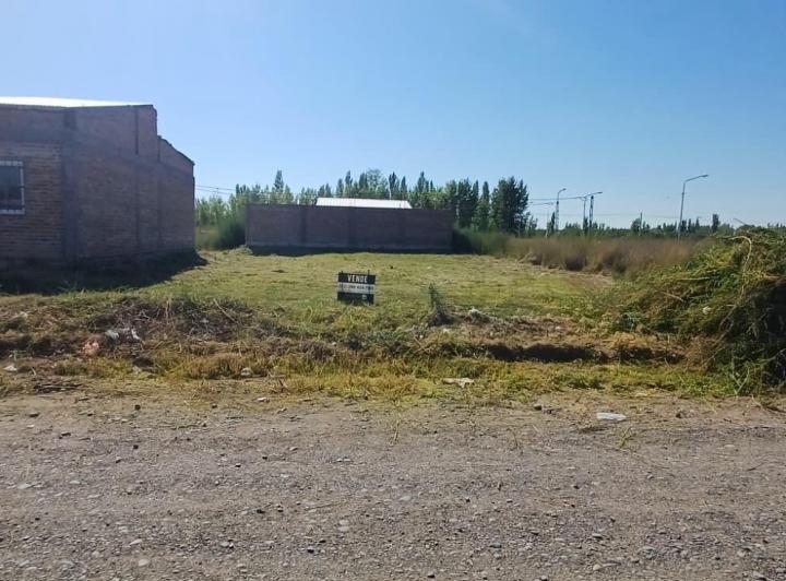 Terreno · 300m²