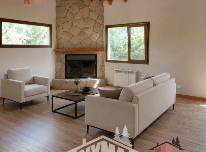 Casa · 170m² · 5 Ambientes · 2 Cocheras