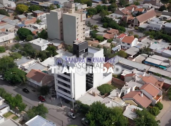 Departamento · 50m² · 2 Ambientes · 1 Cochera