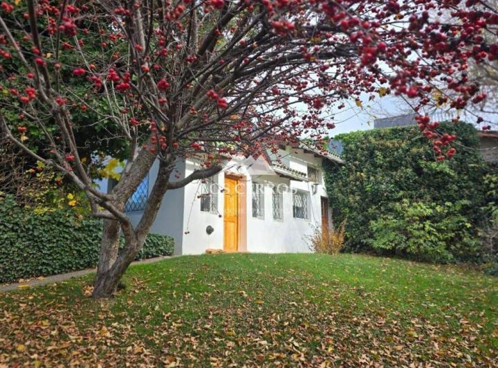 Casa · 158m² · 6 Ambientes · 2 Cocheras