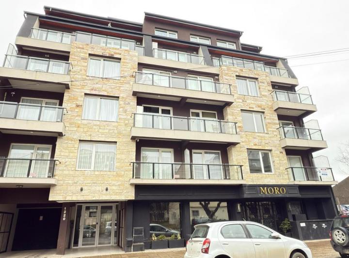 Departamento · 53m² · 2 Ambientes · 1 Cochera
