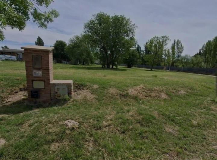 Terreno · 962m²