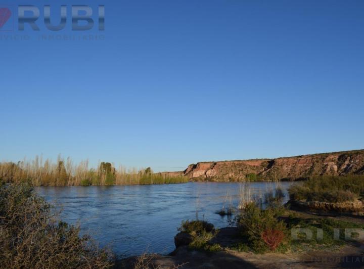 Terreno · 600m²