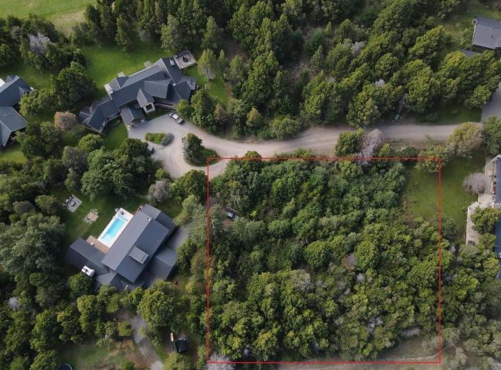 Terreno · 2825m²