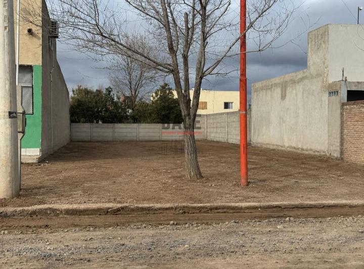 Terreno · 469m²