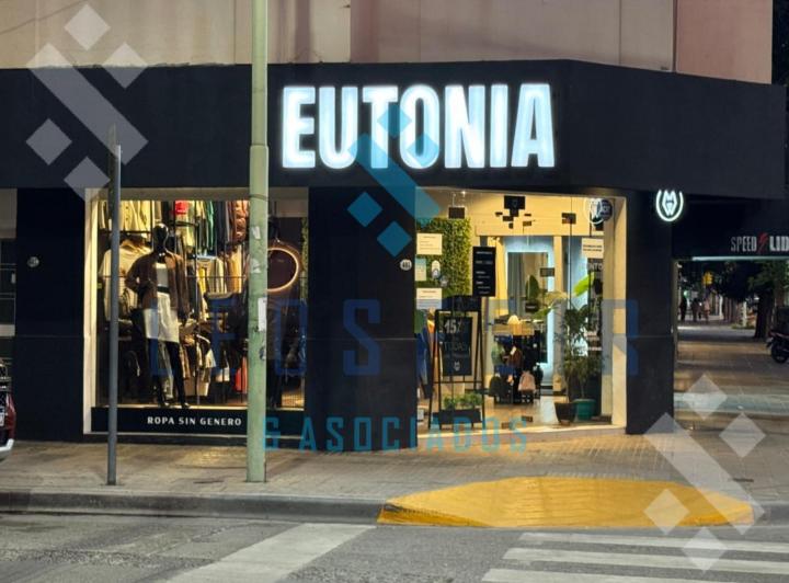 Fondo de comercio · 85m² · 2 Ambientes