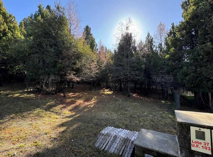 Terreno · 676m²