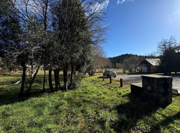 Terreno · 1233m²