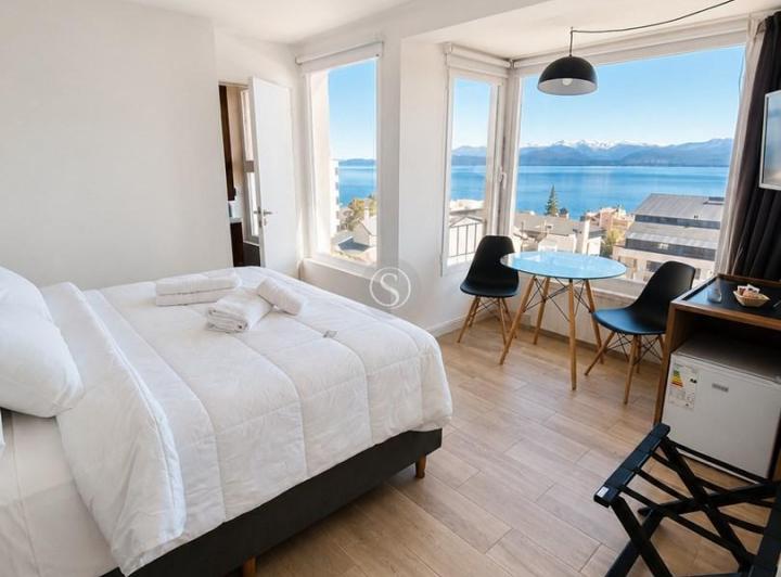 Hotel · 294m²
