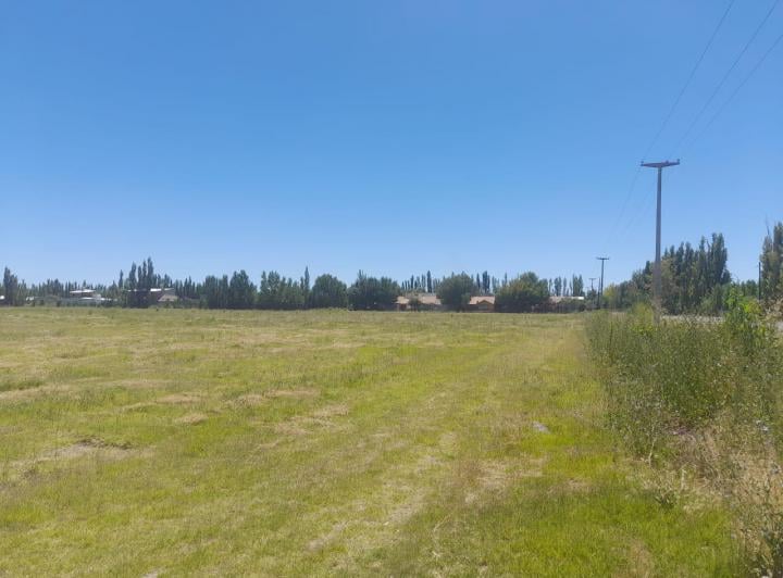 Terreno · 327m²